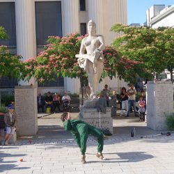 Jean, solo pour un monument aux morts © Frantz MC